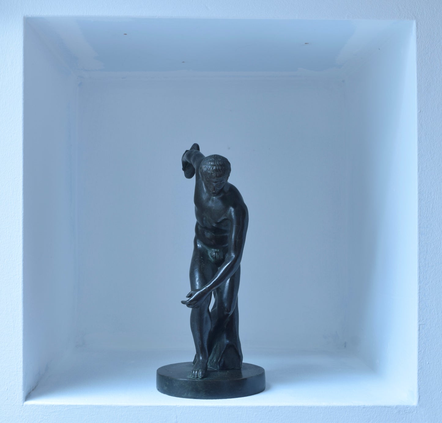 Discobolus of Myron Bronze