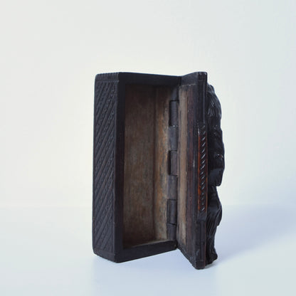 Blind Jack tobacco/snuff box